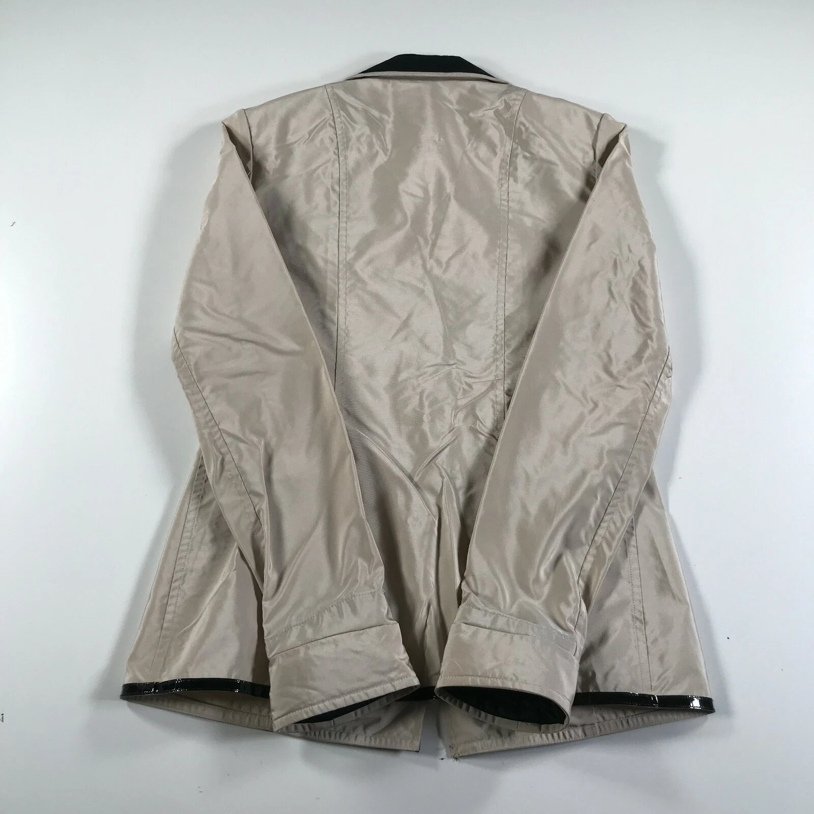 Giacca a vento vintage Chanel taglia 38 beige colletto lucido singolo bottone 2000