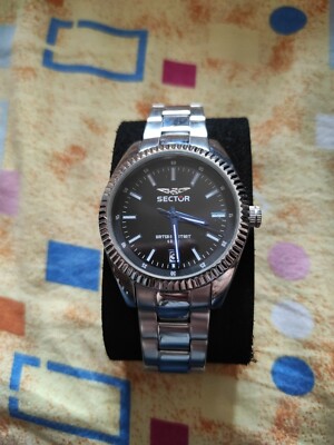 Herrenuhr Sector No Limits 240 R3253476001 Stahlband 5 ATM Silber