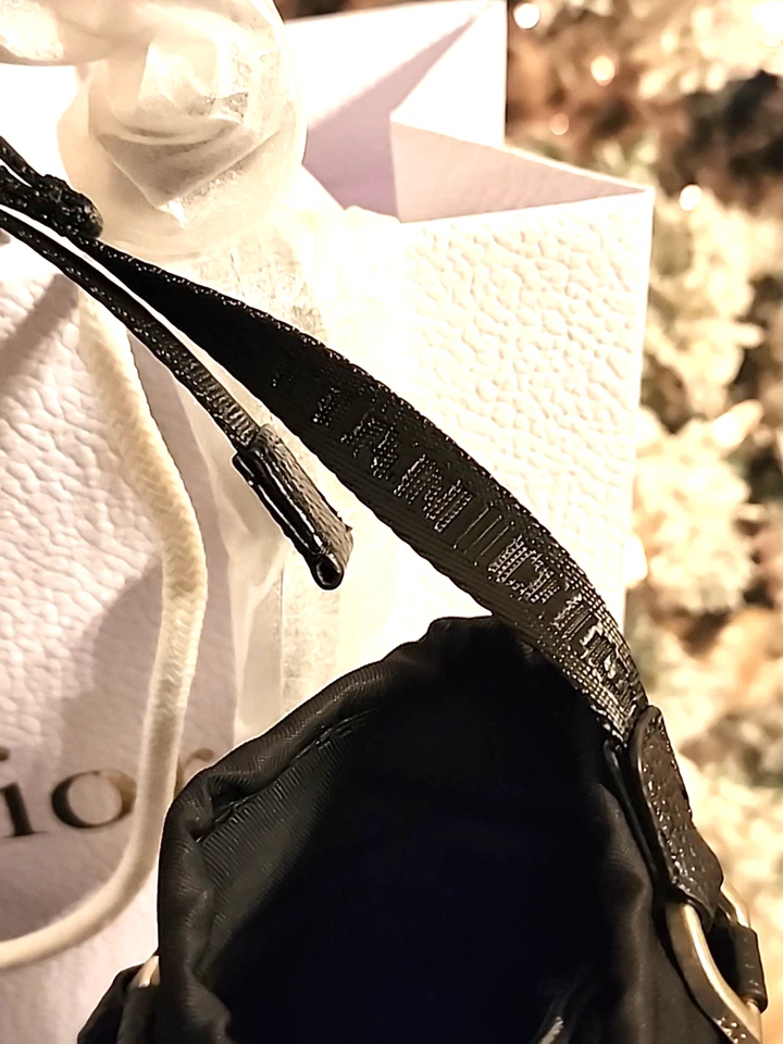 Vaso de botella de agua de acero inoxidable Dior soporte negro limitado regalo VIP novedad GWP Foto 3 de 4