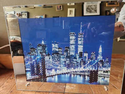Vintage New York City Brooklyn Bridge Twin Towers Mirror LED Sparkle Lights Wall