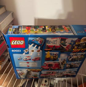 LEGO CITY: Lego City Starter Set (60023) New Discontinued Good for Kids