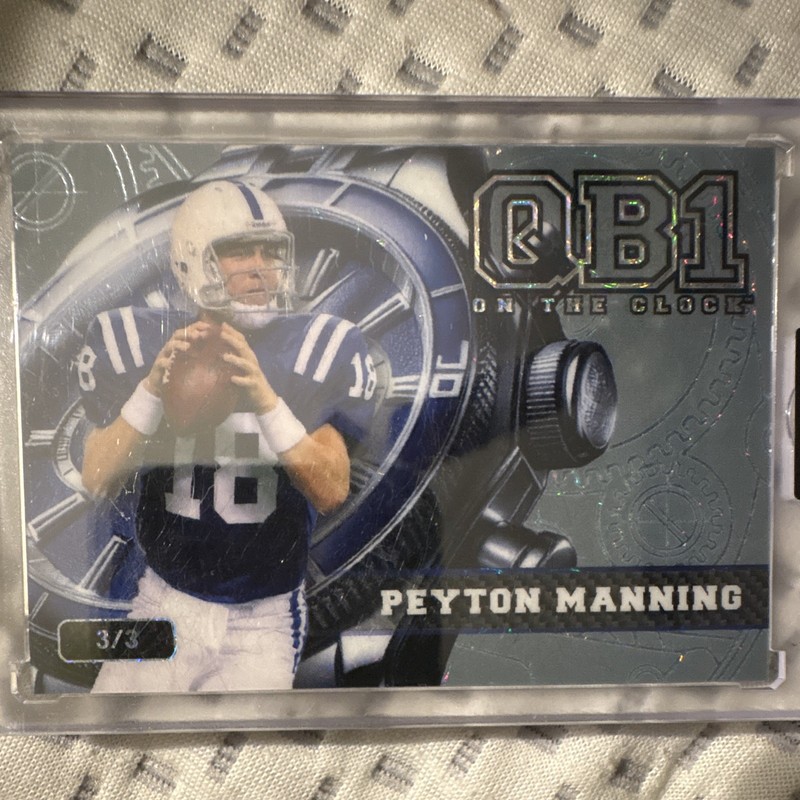 Wild Card 2024 QB1 On the Clock Peyton Manning Insert OCW-GN-PM1 Green-Pink /3