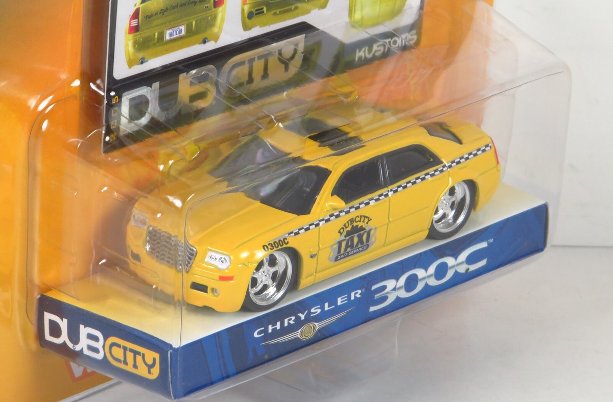 Jada Dub City Kustoms 2005 Chrysler 05 300C Yellow Taxi Wave 12