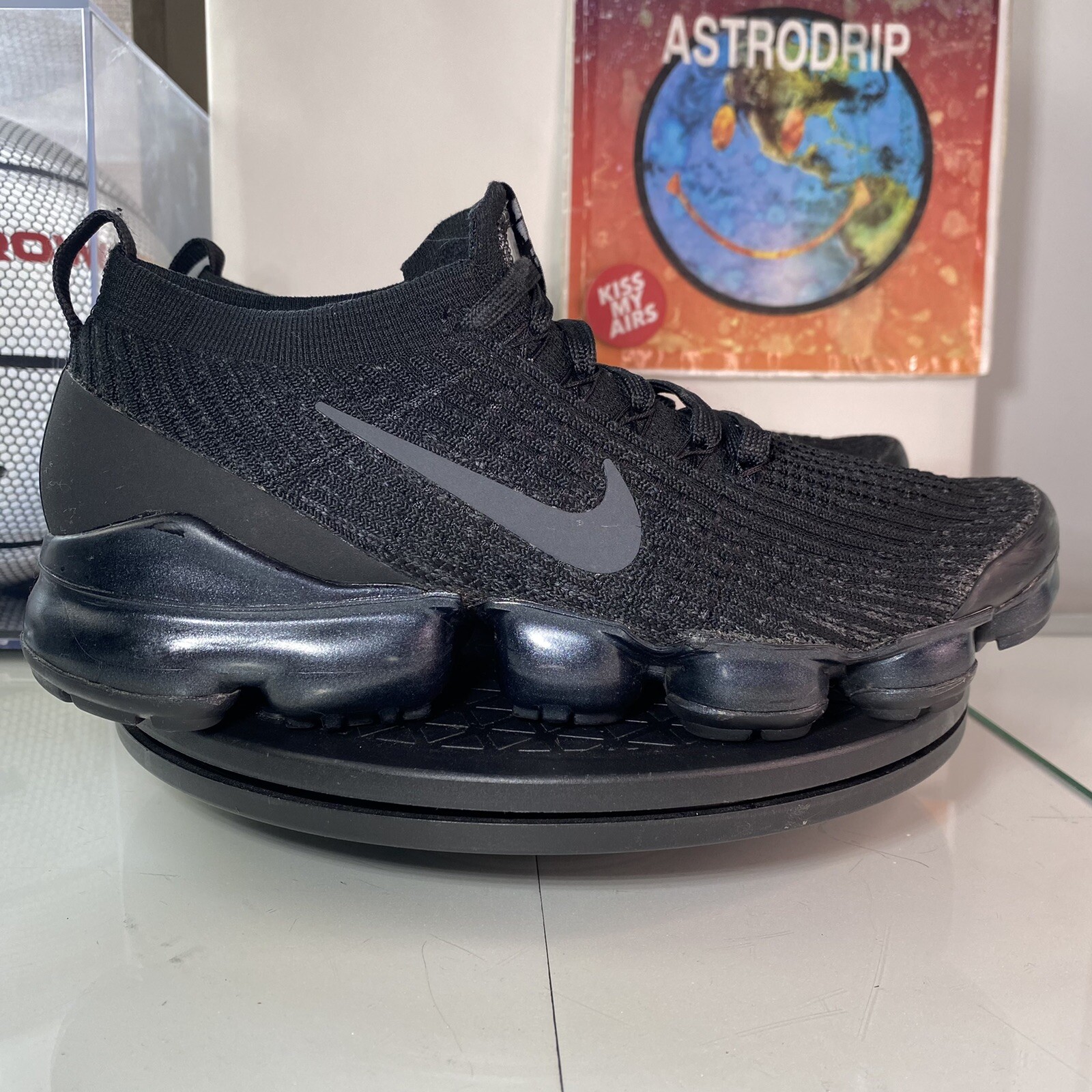 nike air vapormax flyknit triple black