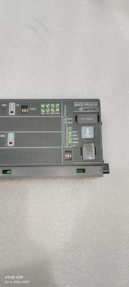 Schneider Harmony Relay 11 Pin 230V AC 10A Universal Plug-in Relay (RUMC31P7