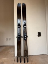 Simply Recreation Skis with Salomon Strive 14 GW bindings