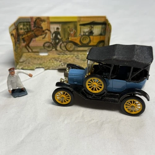 Vintage Corgi Classics 1915 Ford, #9013 With Box, Insert and Figure