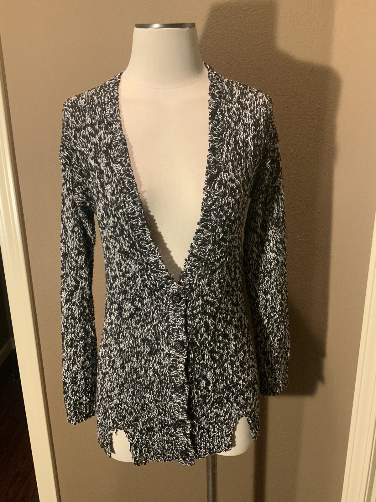 Joan Vaas New York Size Small Black White Tweed Cardigan Sweater