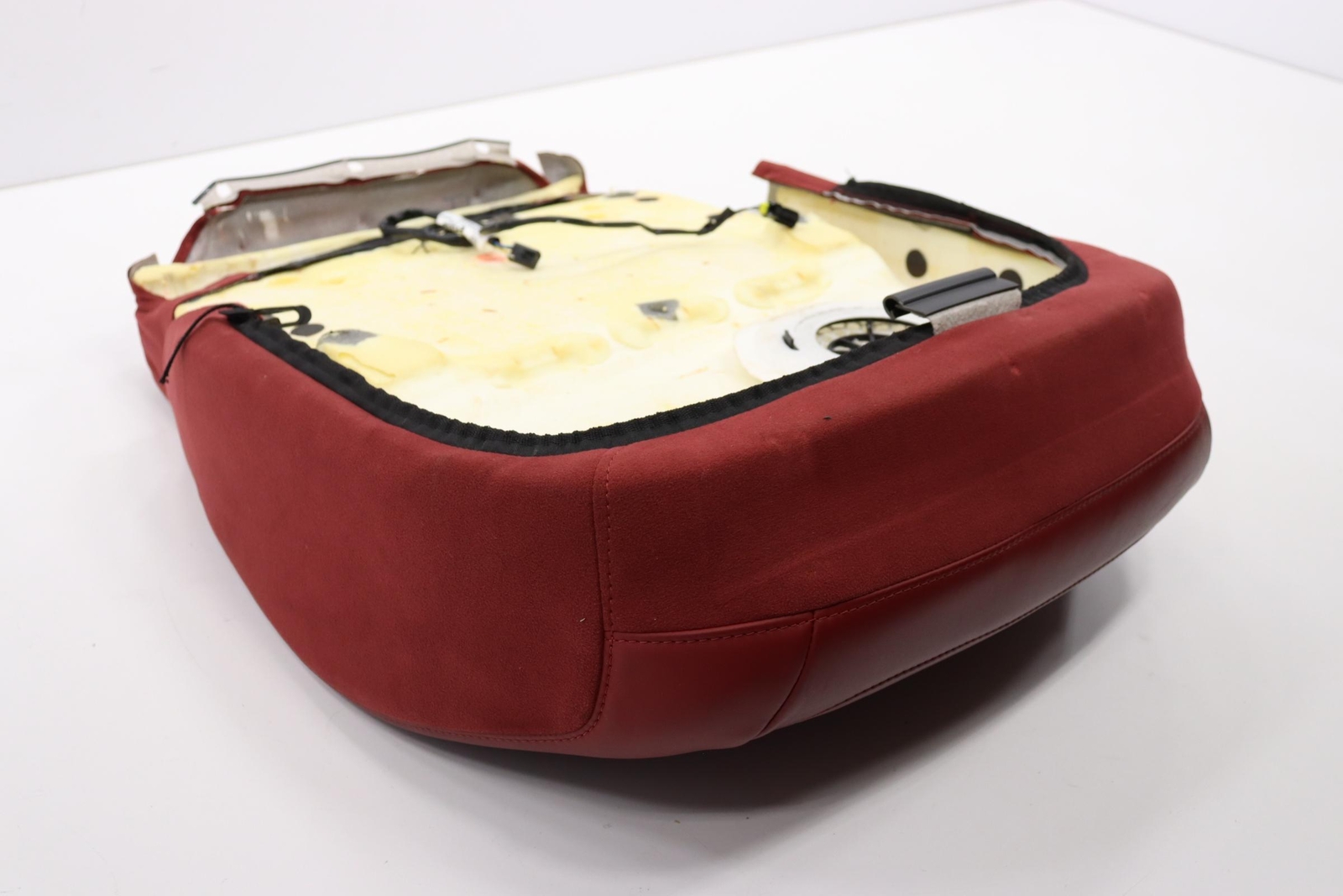 2014 -2024 MASERATI QUATTROPORTE FRONT RIGHT SIDE SEAT LOWER CUSHION OEM RED_RTR