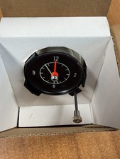 New 1968 - 1971 C3 Chevrolet Corvette Clock Quartz With Green Markings Us Made