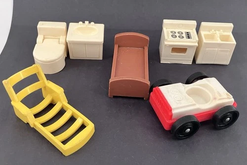 Vtg Fisher Price Little People Kitchen Stove Bathroom Sink Toilet Bed HTF Lot