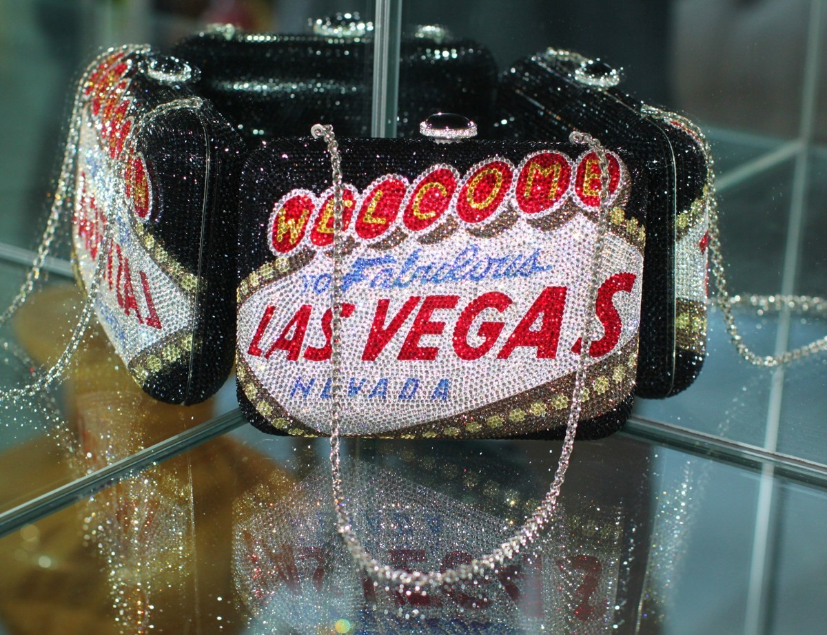 JUDITH LEIBER SWAROVSKI CRYSTAL FABULOUS LAS VEGAS NEVADA