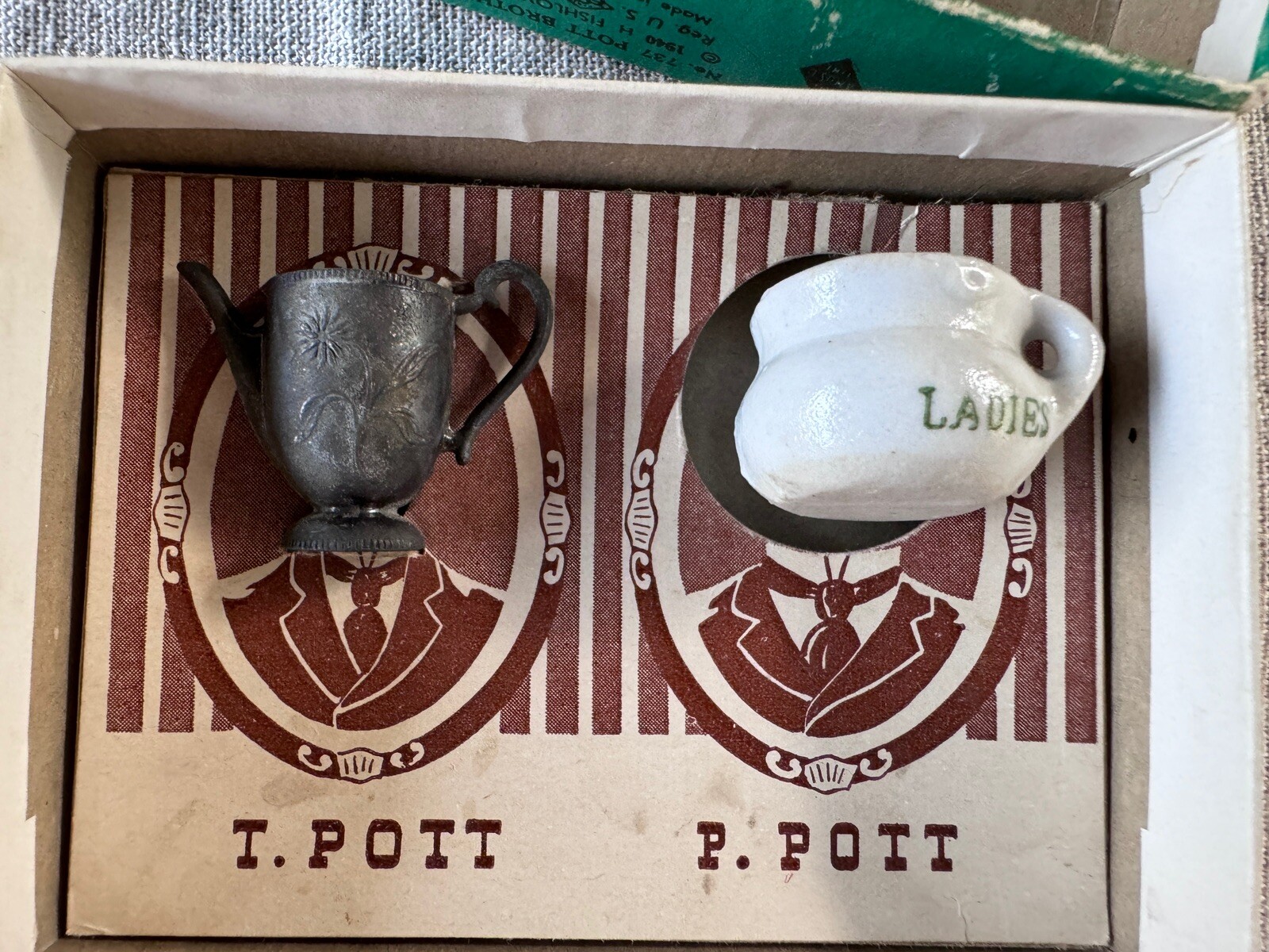 VTG Pott Brothers Miniature T. Pot & P. Pot  -LA Souvenir 1940 -FISHLOVE & CO.