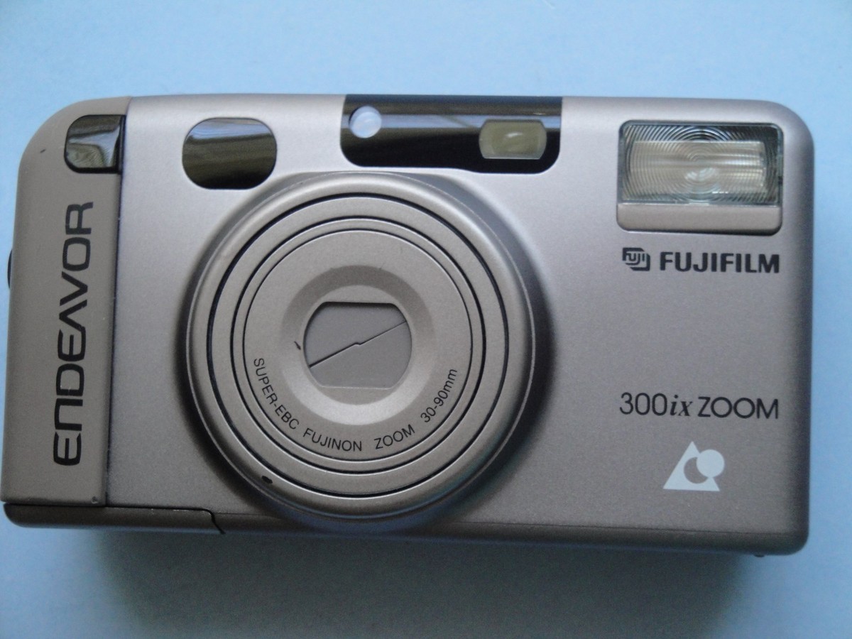 Fuji Fujifilm Fotonex 300ix Zoom Luxury film camera with Fujinon