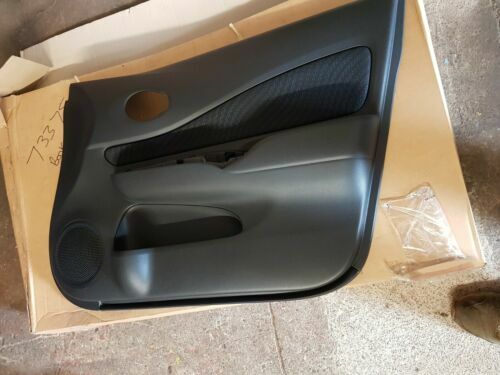 NEW GENUINE KAWASAKI KLZ1000 VERSYS RIGHT MIDDLE COWL PANEL GREEN NEW GENUINE KAWASAKI KLZ1000 VERSYS RIGHT MIDDLE COWL PANEL GREEN