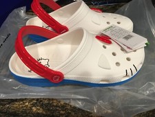 NEW Womens Crocs Hello Kitty Classic Clog Shoes, size 10 also mens size 8
