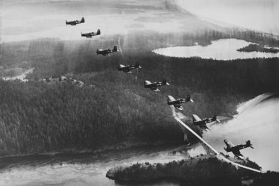 Vought F4U Korsarenjäger in Formation von acht Luftfahrt 4x6 Foto