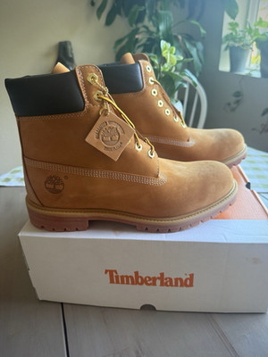 Timberland Men's Waterproof Leather Work Boots Wheat Lace-Up Round Toe 10.5 New