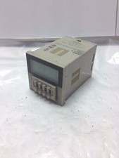 OMRON H3CA-8 TIMER
