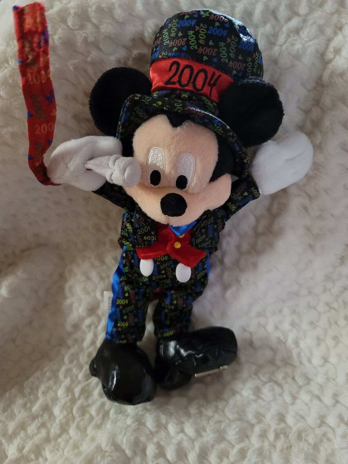 Cheap SALE Start Very popular 2004 Happy New Year limited Mickey edition Mouse Disneyland WDW