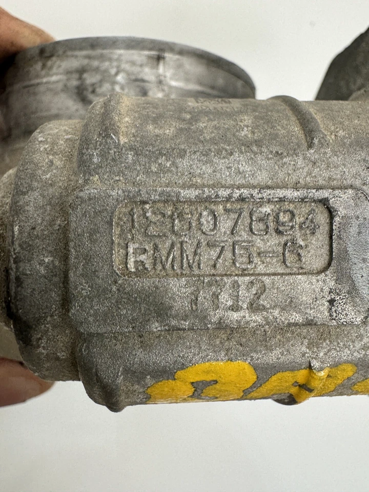 Conjunto de carrocería del acelerador Buick Lacrosse Lucerna Grand Prix 2005-2009 3,8 L 12607894 Foto 3 de 4