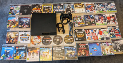 PS3 KONSOLE UND 36 SPIELE. GEPRÜFTER RESTPOSTEN KONVOLUT. In sehr gutem Zustand.