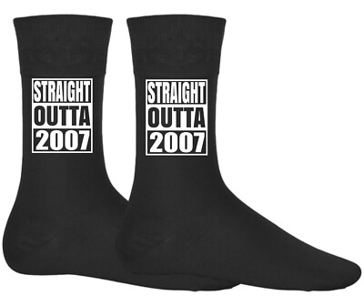Geboren 2008 18. Geburtstag Socken für Ihn Sie lustige Neuheit schwarz Geschenk