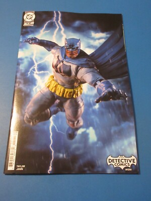Detective Comics #1091 Toys variant Batman NM Gem Wow