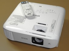 Epson Powerlite 982W Projector HDMI 16:10 WXGA 4200 Lumens / 16,000:1 Contrast