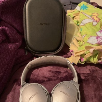 Bose QuietComfort 35 Bluetooth Noise Cancelling Over-Ear Headphones Case