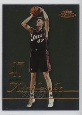 2003-04 Fleer Mystique Gold /150 Andrei Kirilenko #12 nd3