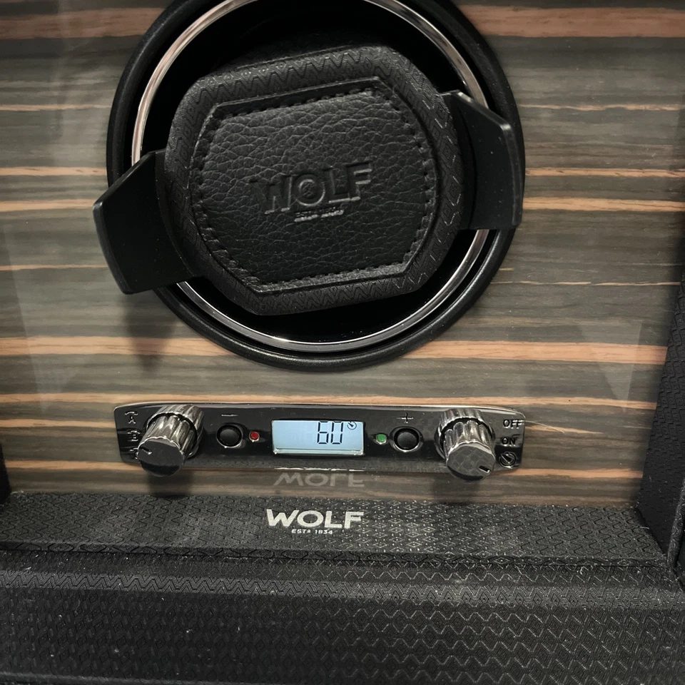 Módulo de bobinadora de reloj individual Wolf Roadster 2,7 con almacenamiento estilo negro #457156 Foto 4 de 4