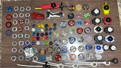 Beyblade Lot mit Launcher Sammlerstück Spielzeug authentisch Japan leichte Ge...