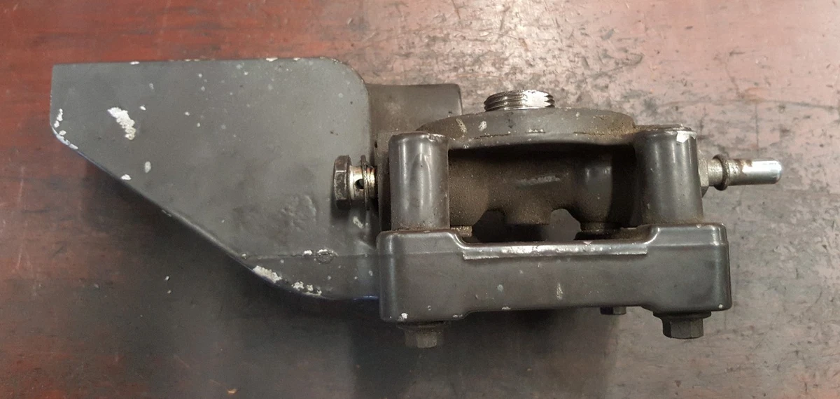 Oil Filter Head Assembly 3955081 394077700 | eBay