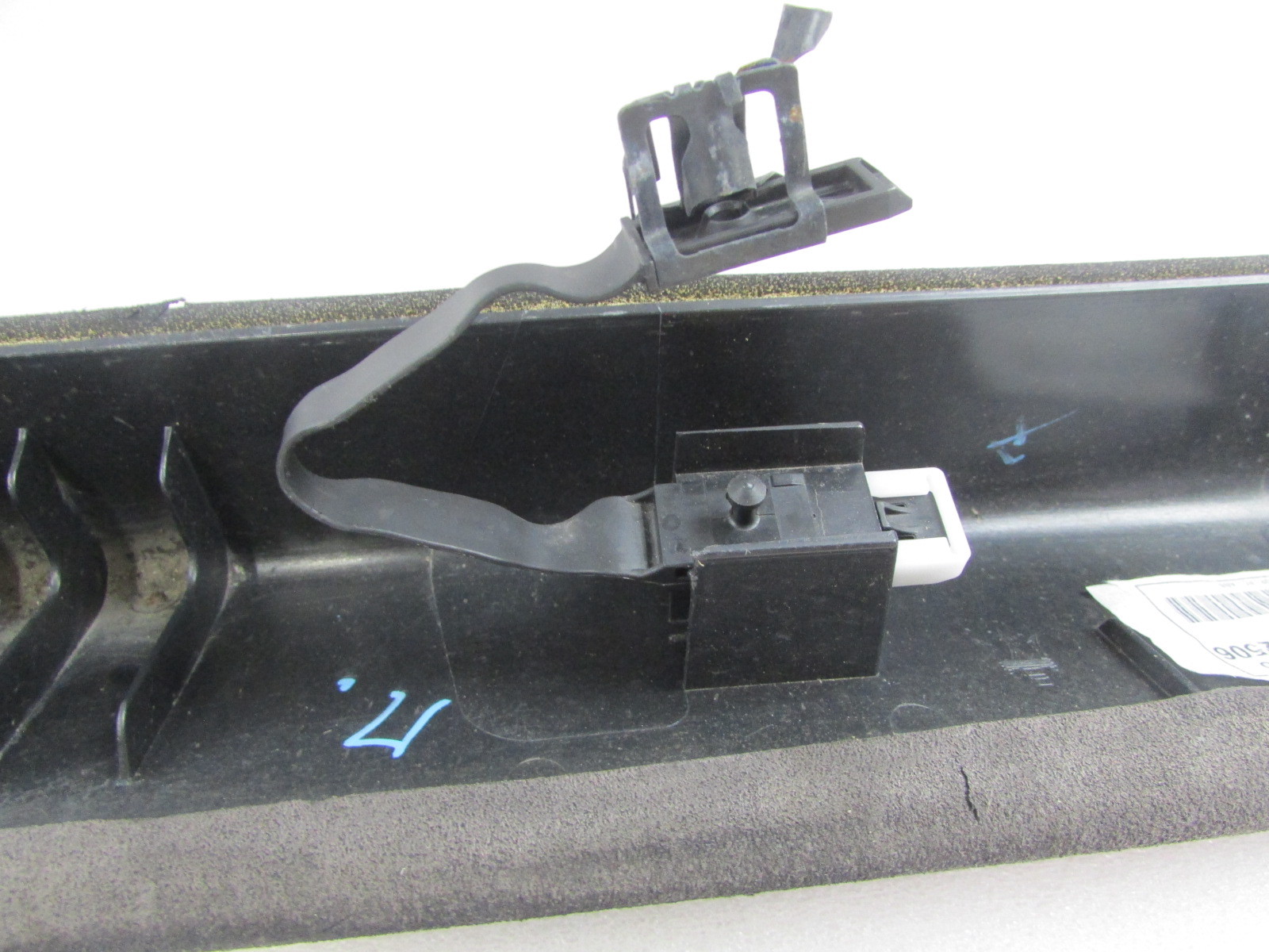 Maserati Quattroporte, RH A-Pillar Interior Trim Panel Black Used P/N 6700133560