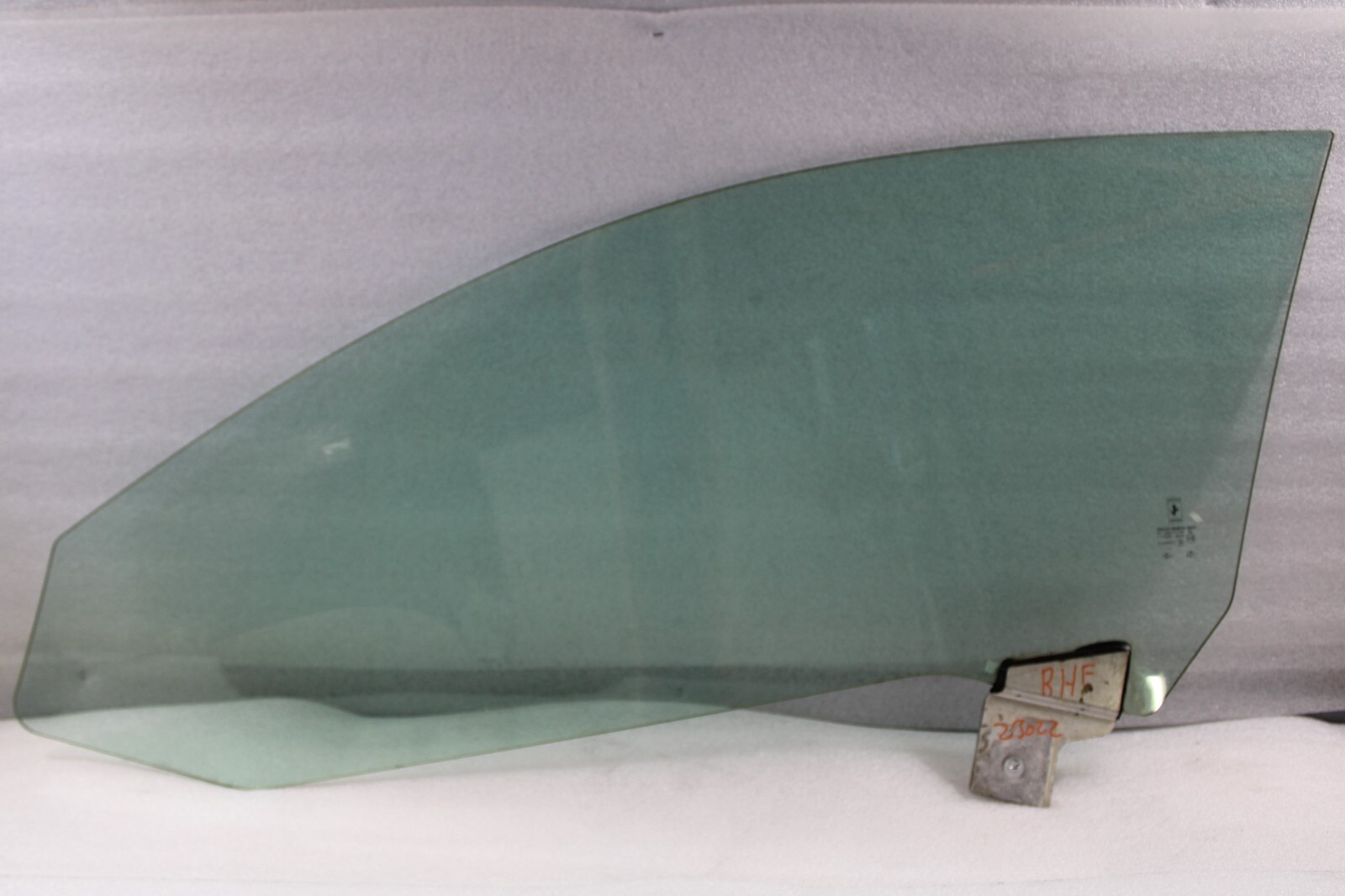 Ferrari GTC4 Lusso, FF, RH, Front Door Glass, Scratched, Used, P/N 83614600
