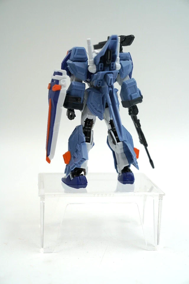 Figura Robot Modelo Plástico Gundam Azul y Naranja con Pistolas Japón Foto 3 de 4