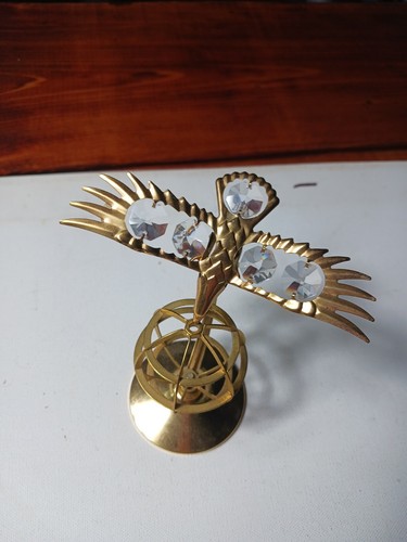 Sun Catcher Eagle Crystal Flying With Globe - Picture 2 of 5