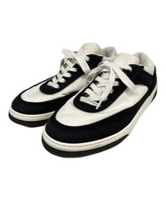 CHANEL          Coco Mark Heel Label Canvas Low-Top Sneakers White x B