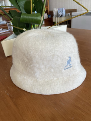 Kangol blue Furgora Casual Bucket Hat White Angora Blend  display picture 3