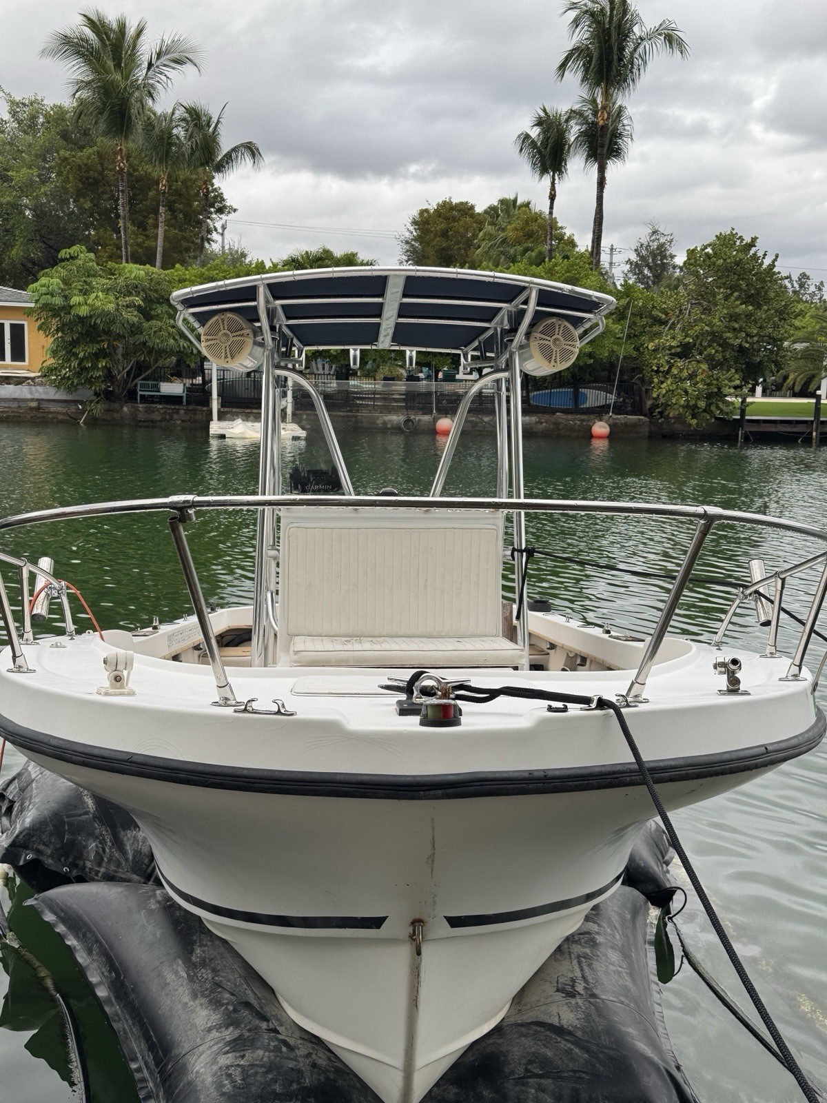 1984 Dusky Marine 22’ Center Console – Evinrude 200HP – Solid Classic Hull
