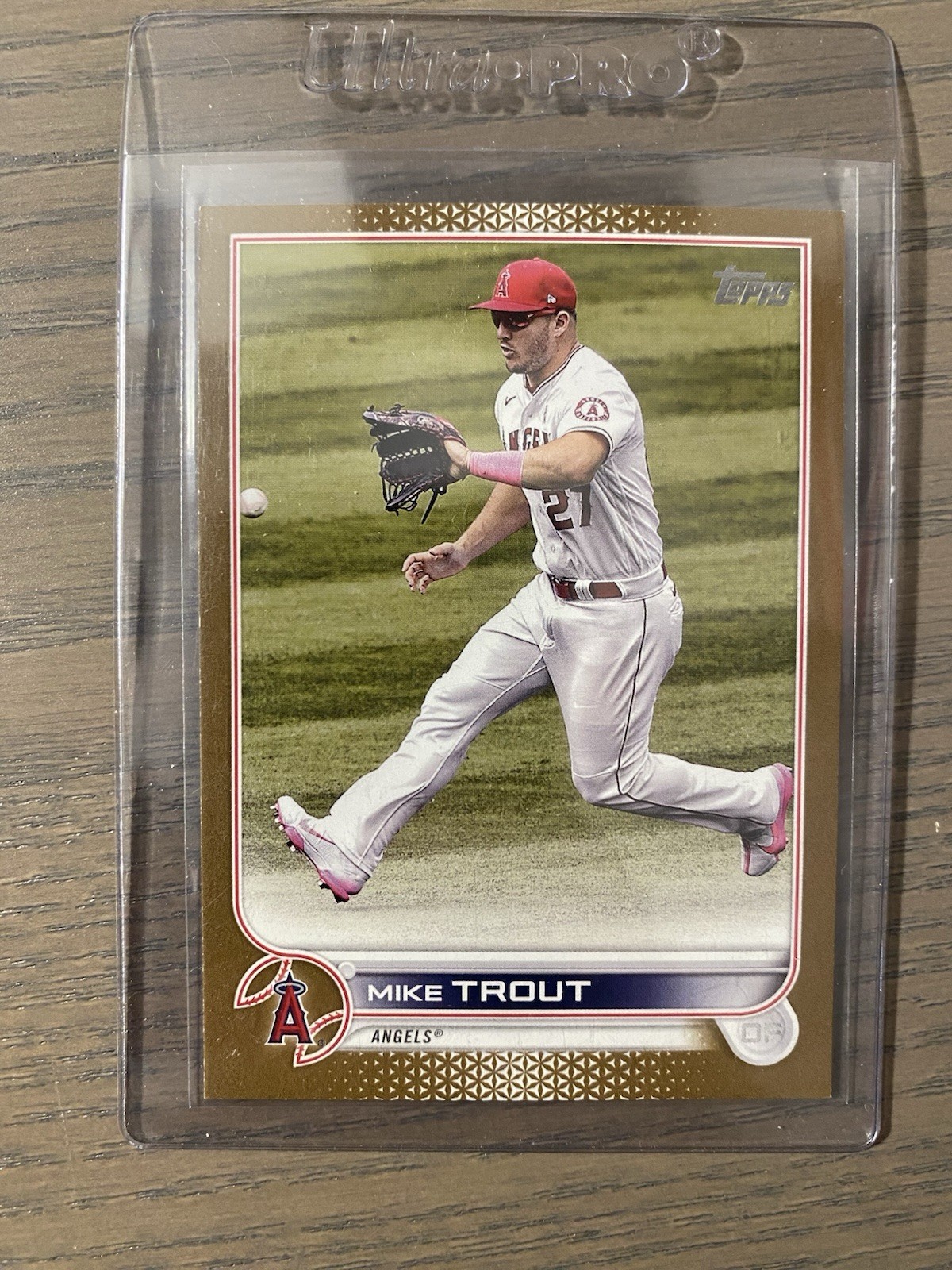 2022 Topps Series 1 Gold /2022 Mike Trout #27 Los Angeles Angels