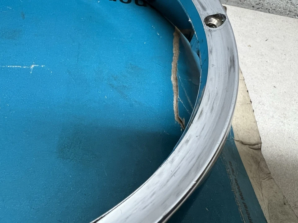 1961 1962 Buick Skylark специальный новый из старых запасов ободок фары ободок фары кольцо отделки 1348946 - Изображение 3 из 4