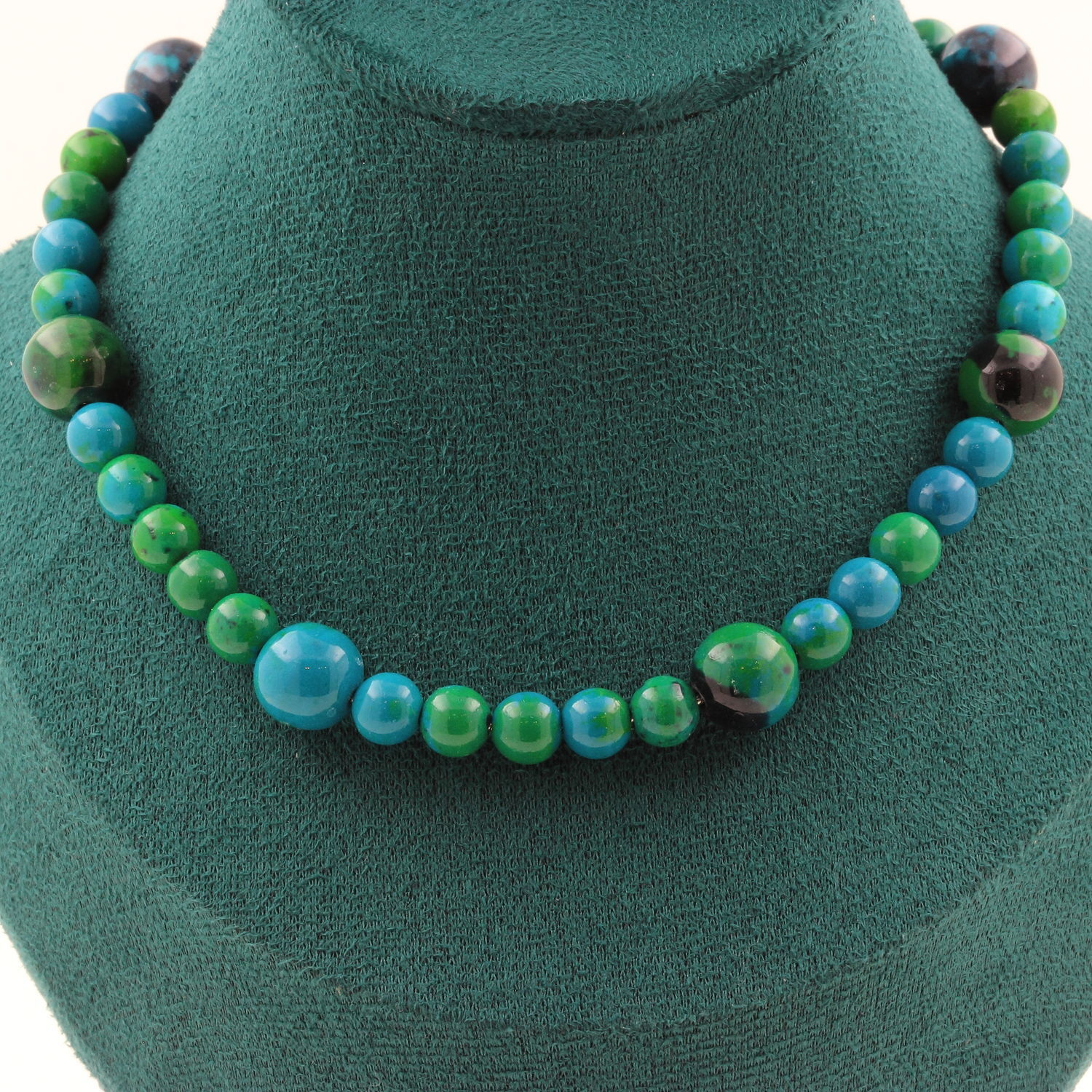 Collier en perles de chrysocolle teintée 6 mm pour lithothérapie et bien-être