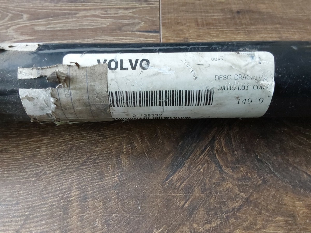 NEW OEM Drag Link 31.540in C to C Volvo 463.DS9621 21128332 Free 