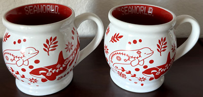 Set of 2 SeaWorld Nordic Holiday 12 oz Mugs Beluga Dolphin Penguin Turtle New!