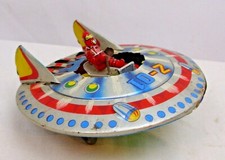 MARTIAN FLYING SAUCER  Z-01 THE RED MAN FROM SPACE UFO TIN TOY 1950s NOMURA 