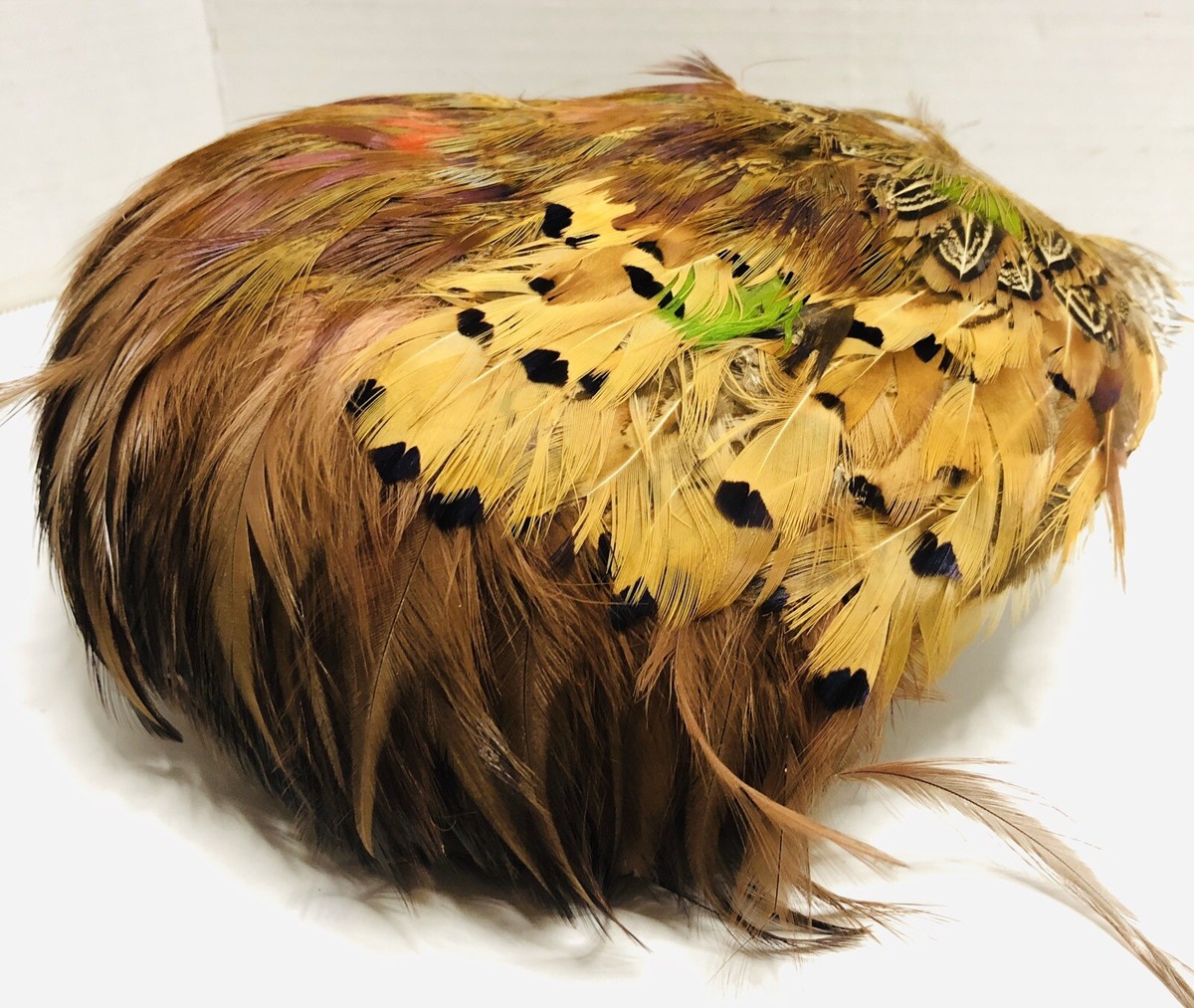 Vintage Pheasant Feather Hairline Style Casque 1940s Colorful Flapper Elegant OS 1983.07.01.jpg main image 2