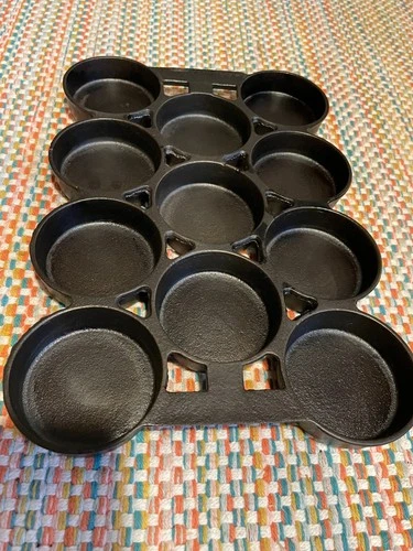 Griswold Unmarked Gem 11 Round Biscuit / Muffin Pan Cast Iron Vintage Restored