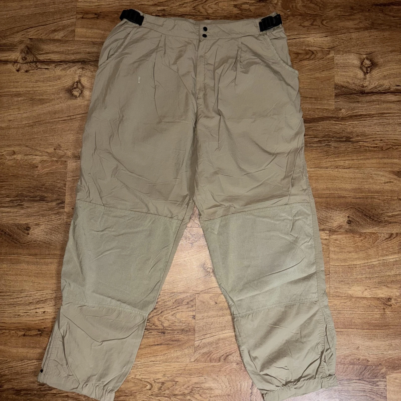 RailRiders Rain Pants Mens XL Beige Nylon Adjustable Waist Hiking Outdoor
Opens in a new window or t